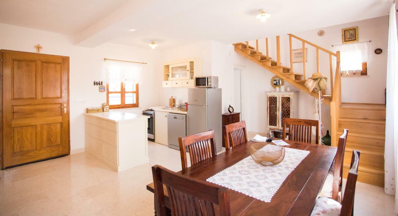 Pasika Villa Loviste Ngoại thất bức ảnh